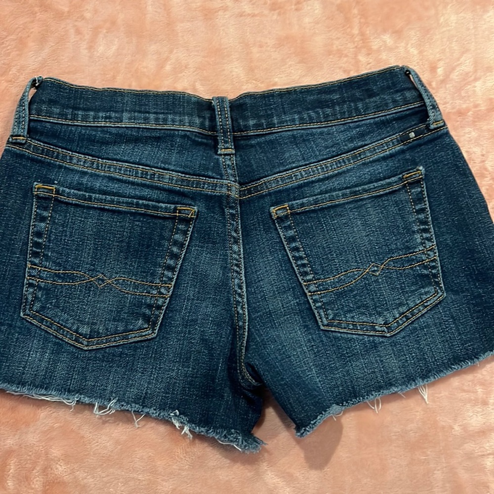 Lucky Brand “The Cut Off” denim shorts. Size 00/24